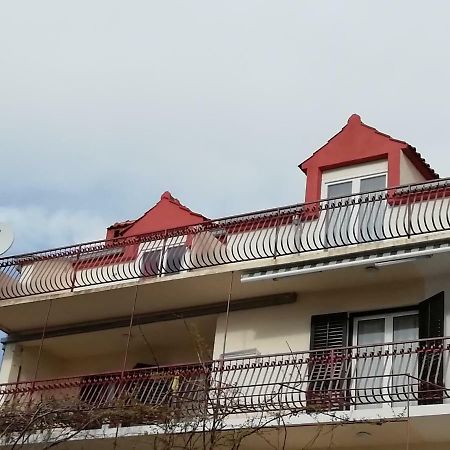 Angella Apartment Dugi Rat Buitenkant foto