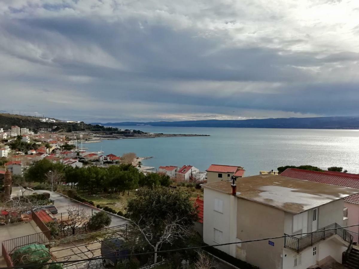 Angella Apartment Dugi Rat Buitenkant foto