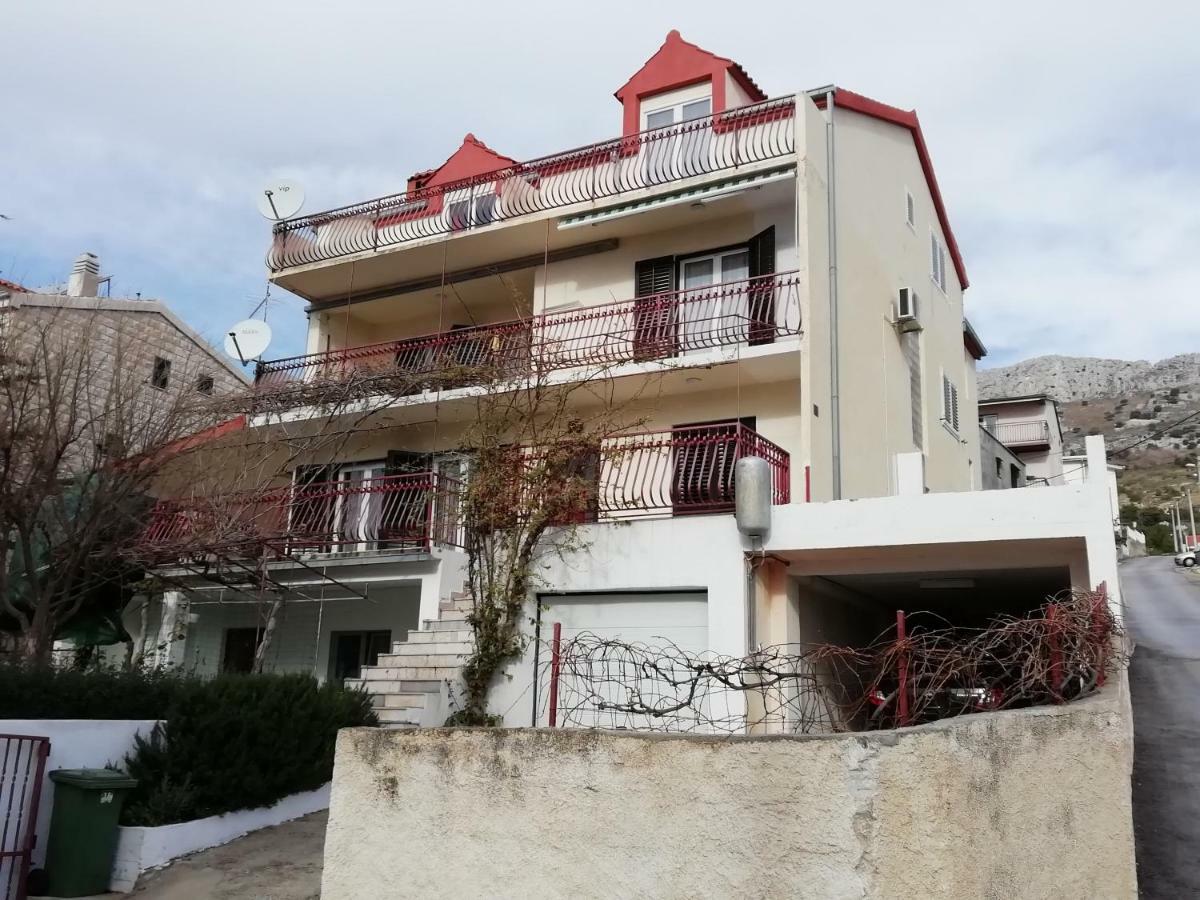 Angella Apartment Dugi Rat Buitenkant foto